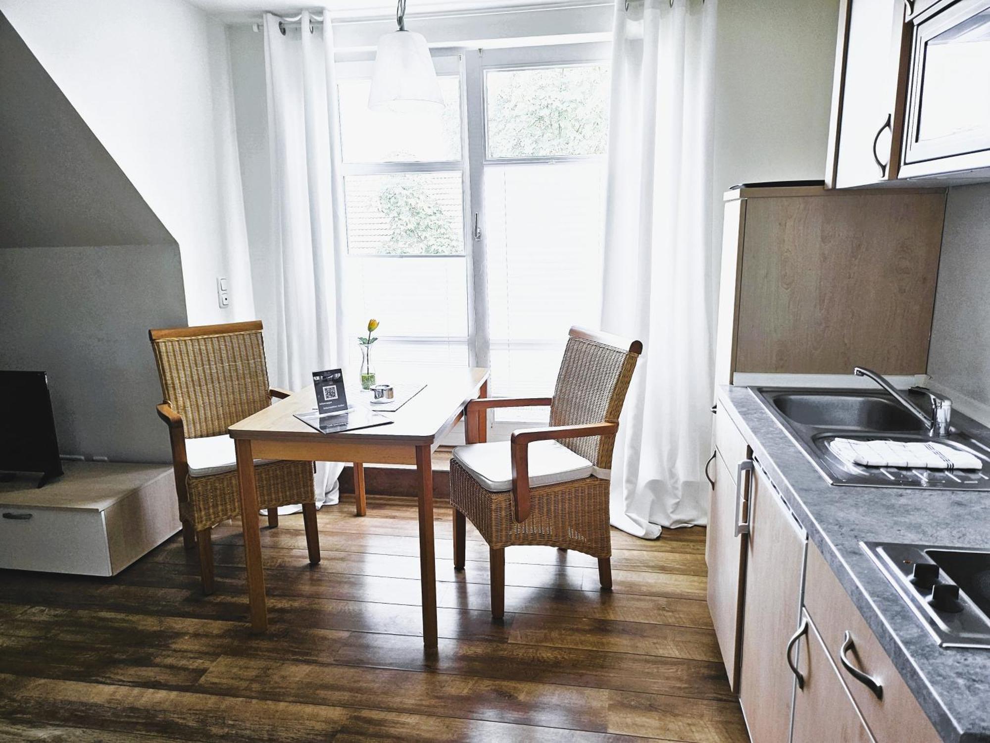 Das Nest Boardinghouse Hamburg Niendorf Bagian luar foto